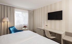 Hotel Nh Vienna Airport Conference Center  4*